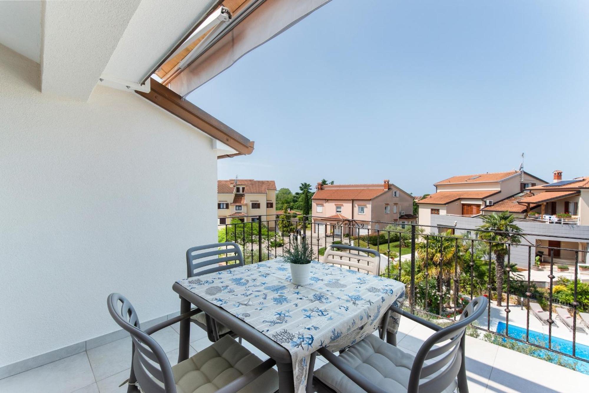 Villa Hope - Apartments With Shared Pool Poreč Habitación foto