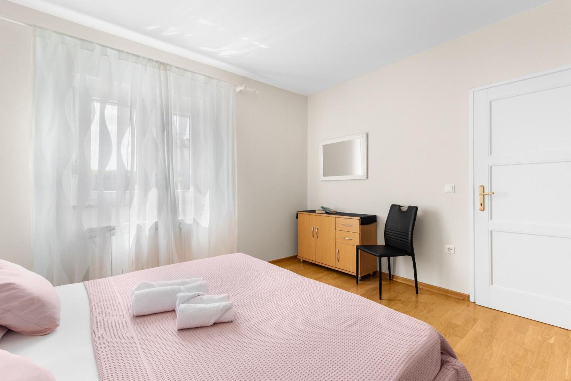 Villa Hope - Apartments With Shared Pool Poreč Habitación foto